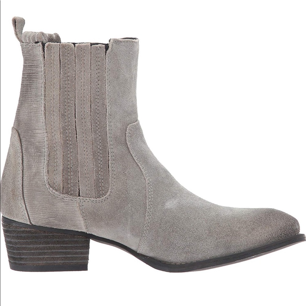 Splendid Chelsea River Boot. Size 9.